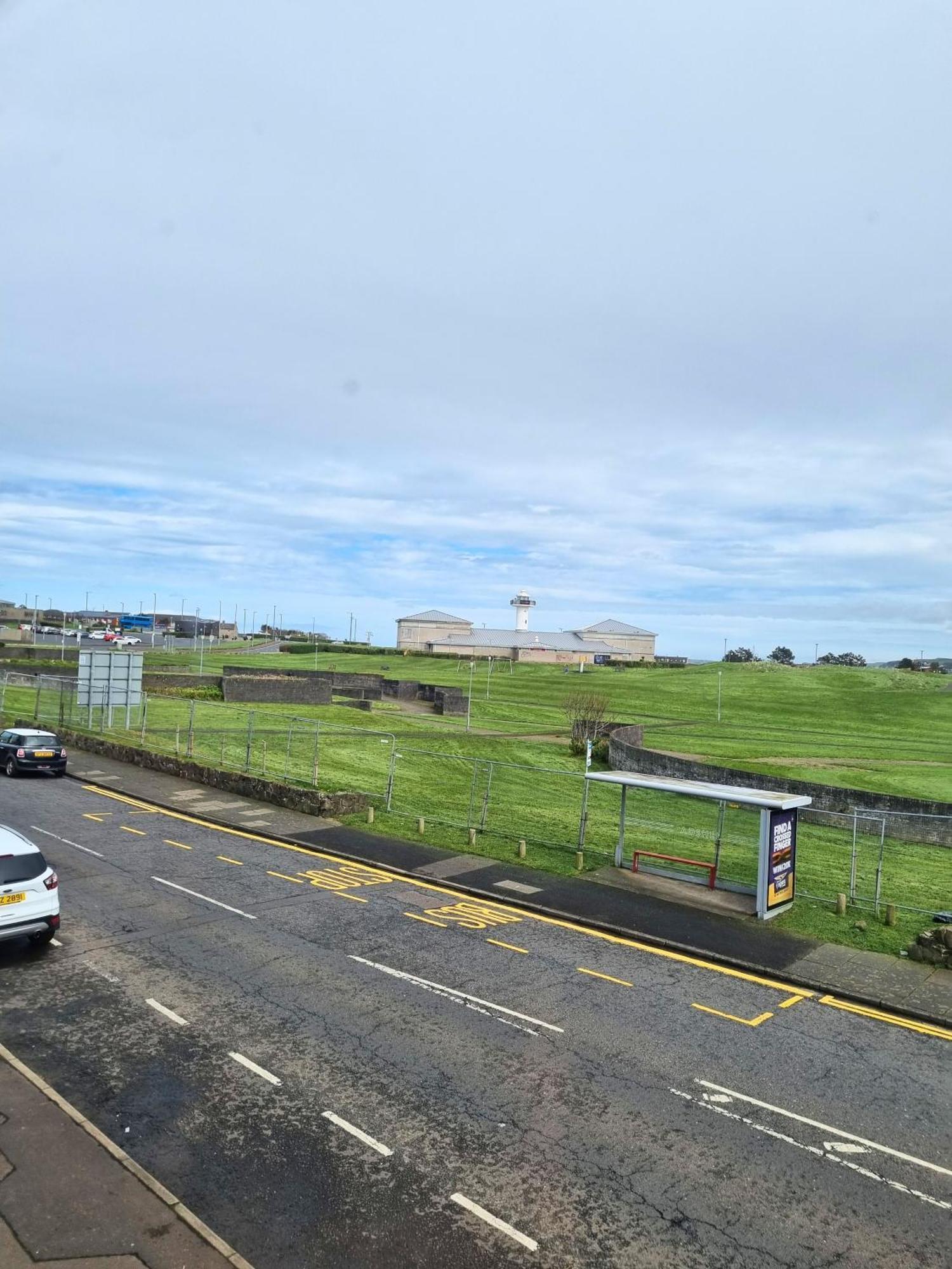 2 Dunluce Green - Portrush By The Sea Екстериор снимка
