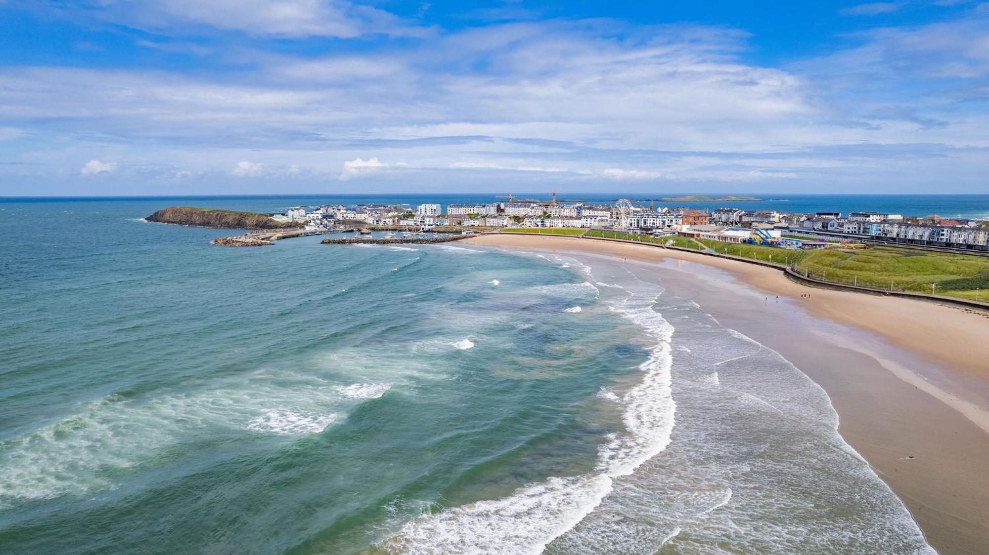 2 Dunluce Green - Portrush By The Sea Екстериор снимка